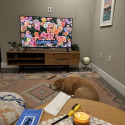 BRAND NEW 50’" Inch QLED 4K Amazon Fire TV - Excellent Condition, in Original Packaging & Ready to Use!