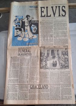 Vintage 1977 Elvis Presley Memorial Newspaper Section – The Kansas City Times (Original)