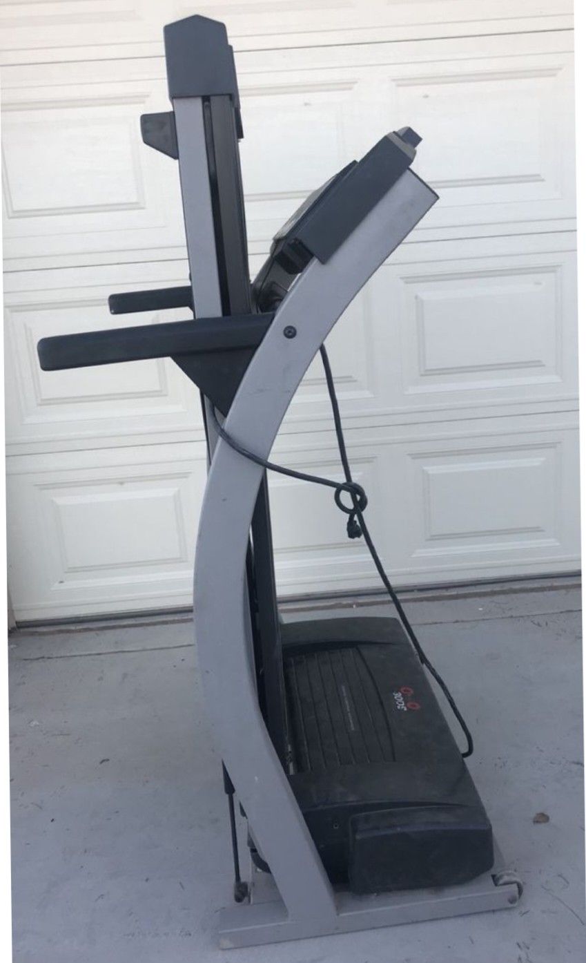 Proform 630DS Treadmill good condition for Sale in Charlotte, NC OfferUp