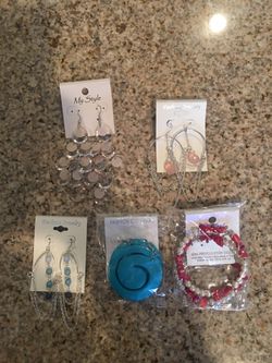 5 pair of earrings new