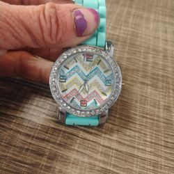 Geneva Analog Turquoise Women's Wristwatch