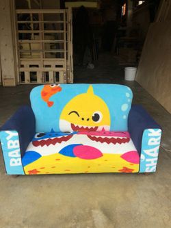 Baby shark kids loveseat