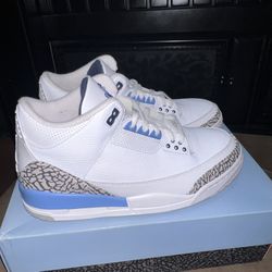 Jordan 3 UNC