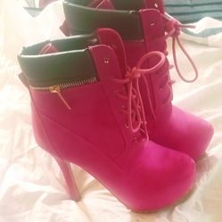 Women Boots. Women Pink Boots