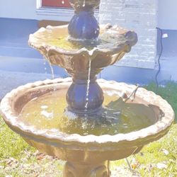 Beautiful Outdoor Water Fountain 5ft