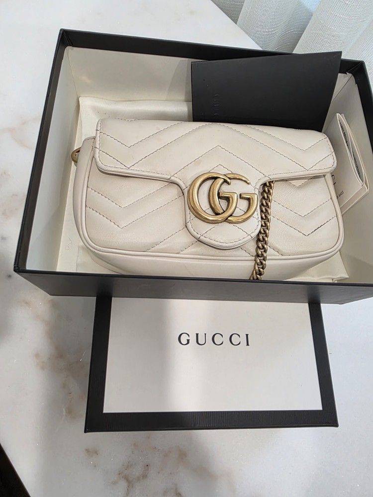 Gucci GG Marmont mini shoulder bag