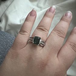 925 Sterling Silver Ring!