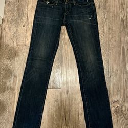 Levi’s Women’s Slight Curve Straight Leg Jeans