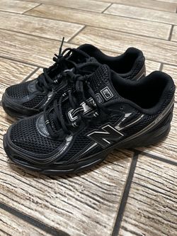 Metallic new balance 740