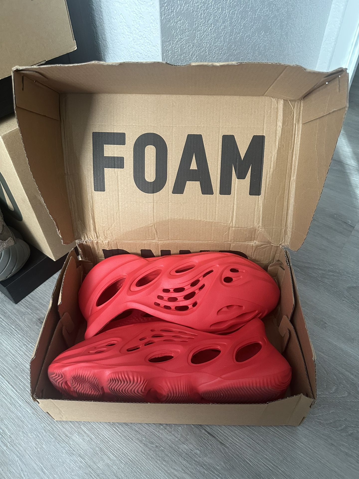 Vermillion Foam Runners Size 10