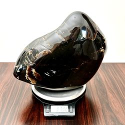 Huge Natural 3733g Green & Blue Amber Stone