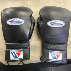 Winning Boxing Gloves 14oz