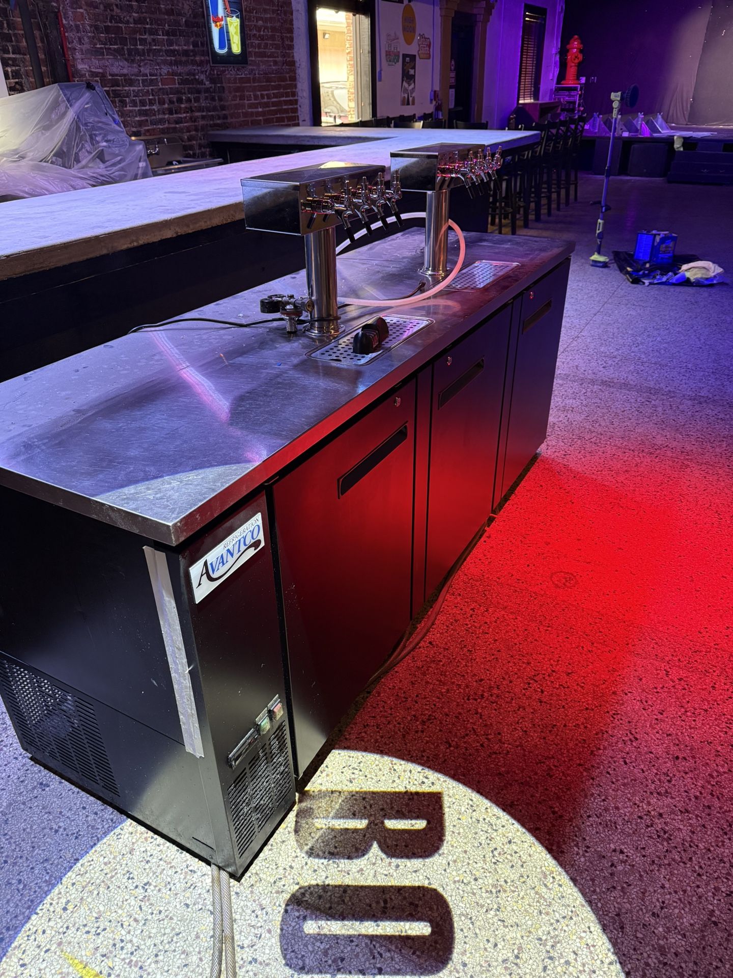Advantco 8 Tap Kegerator