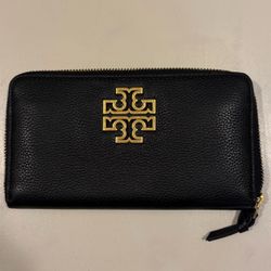 Tory Burch Black Leather Zip-Around Continental Wallet