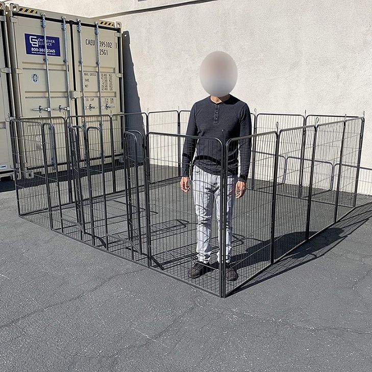(New in box) $270 Large 10x10ft Heavy Duty 48” Tall, 16-Panels Dog Playpen Pet Exercise Fence Crate Kennel 