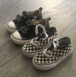 Toddler Sneakers Bundle – 2 Pairs sz 5-6