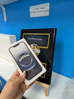 iPhone 16e 6.1” | $5 Down | Payment plan available