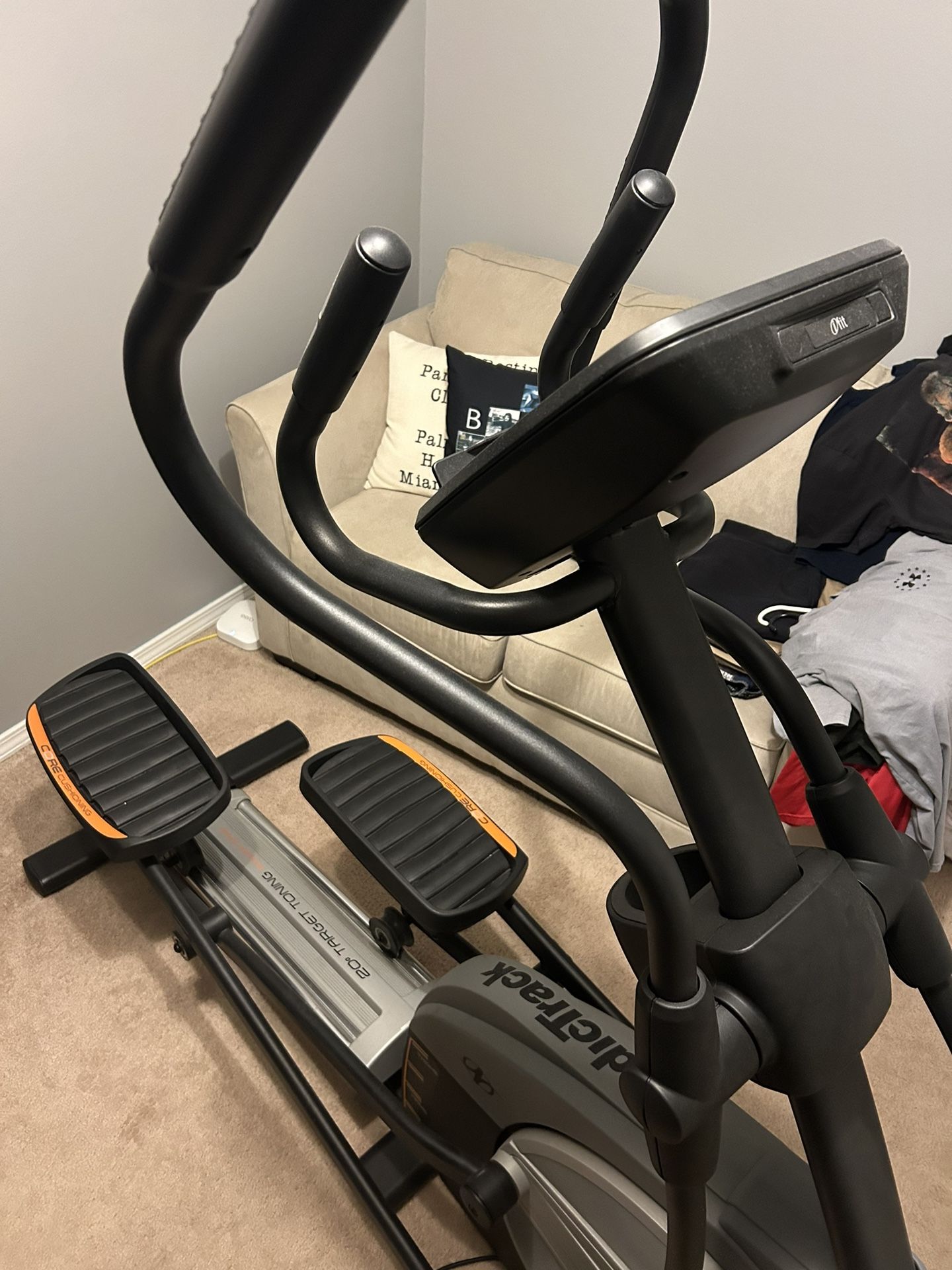 NordicTrack E.87 Lift Elliptical 