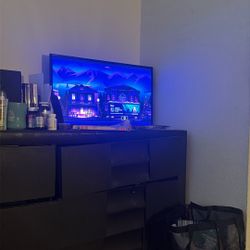 Insignia Smart Tv $50