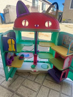 Gabby dollhouse