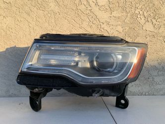 Jeep Grand Cherokee Left Driver Headlight