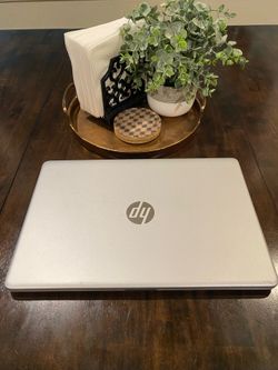 HP 15-DW3xxx Hyperthreaded 11th Gen i5 with 512 NVME and 16 GB Ram