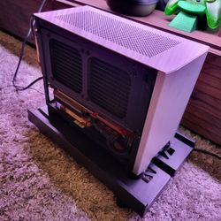 Mini gaming PC - 5800X3D, 6950XT, 32GB, 4TB SSD, NOCTUA