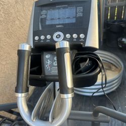 Life Fitness Elliptical 