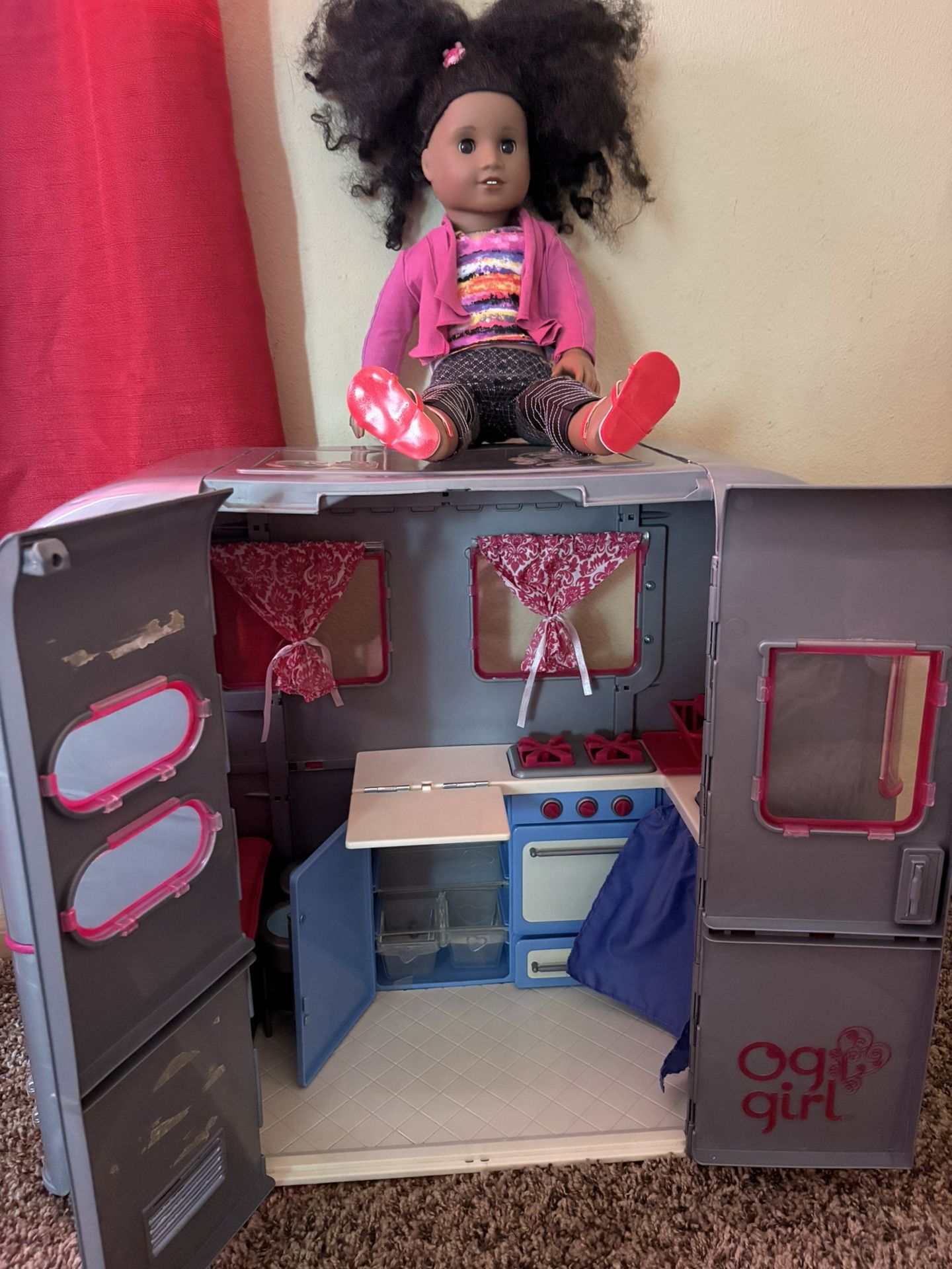 American Girl Doll and Our Generation Camper
