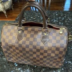 Louis Vuitton 30B