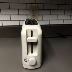 Bella Slim Toaster