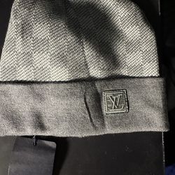 Louis Vuitton Winter Hat for Sale in Chicago, IL - OfferUp