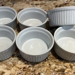 6 WHITE RAMEKIN BAKING CUPS