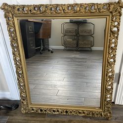 Antique Baroque Giltwood Frame Wall Mirror 31”H x 27”W.  Great Shape for Age!