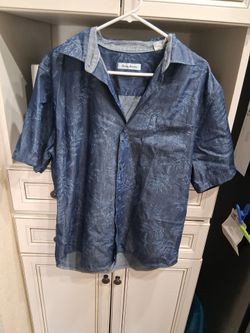 Tommy Bahama Blue Floral hawaiian Short Sleeve Shirt