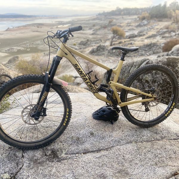 Santa Cruz Nomad Full Suspension Mountain Bike for Sale in Gold River