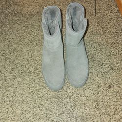 Ugg Mini Boots 