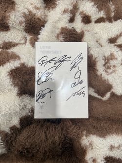 Official BTS Love Yourself: HER Version O Signed Album
