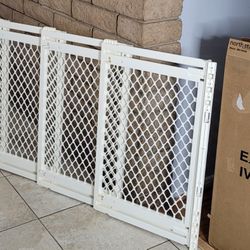 Extra Wide Expanding Pet Safety Gate