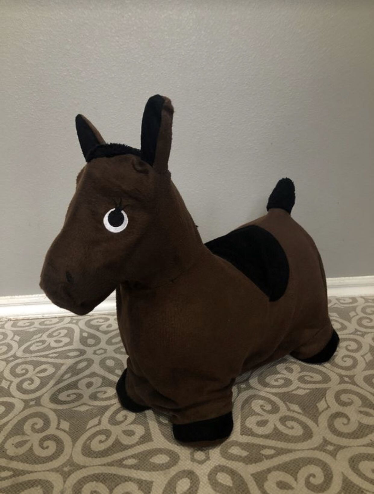 Inflatable ride on horse toy for kids