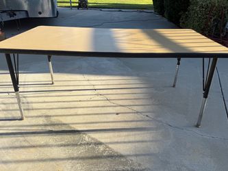 School/ Kids craft table