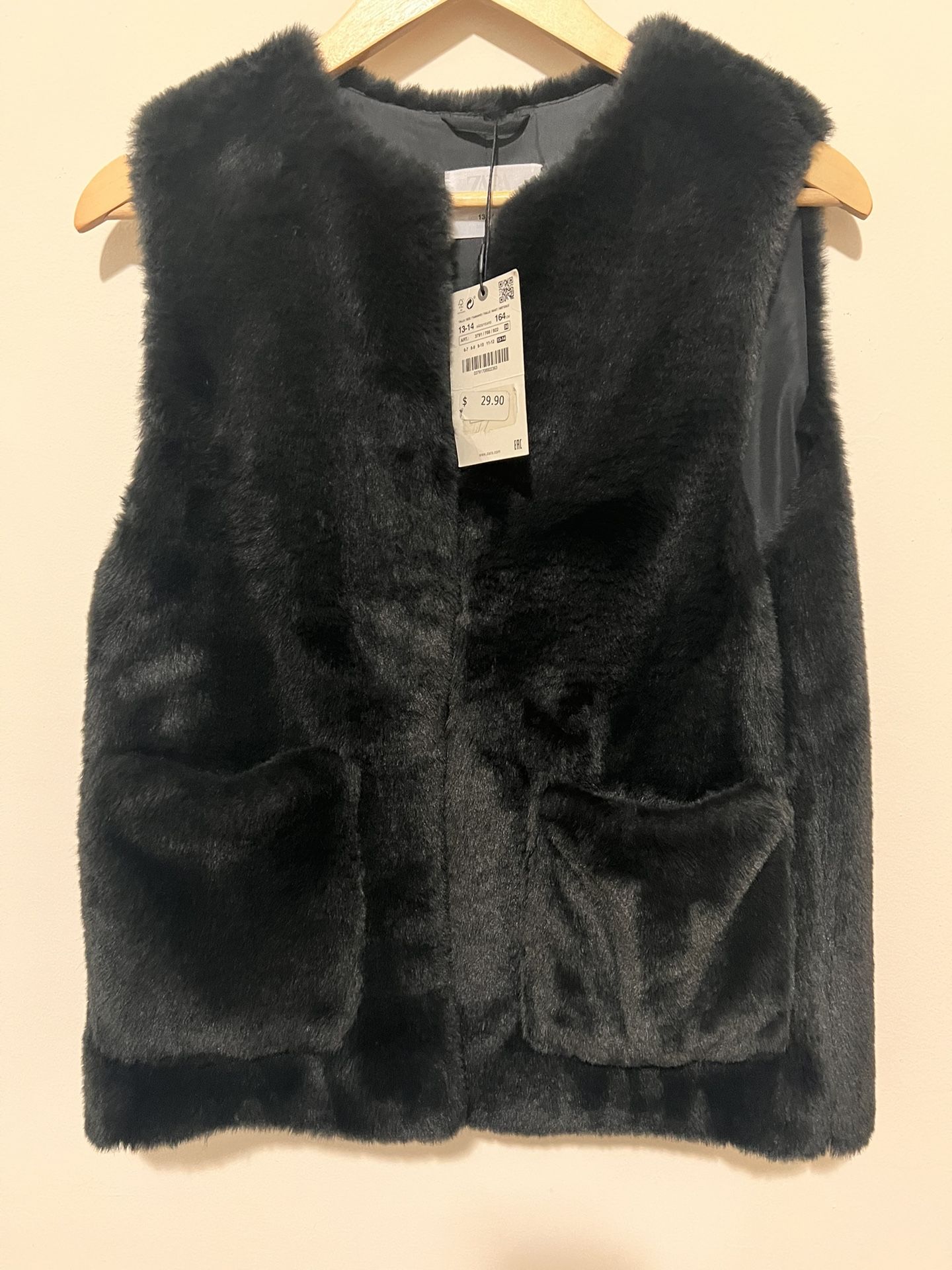 Zara Black Faux Fur Vest