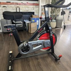 Sunny Health & Fitness Indoor Bike 