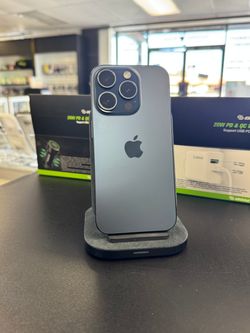iPhone 15 Pro 256GB Unlocked Pre-owned