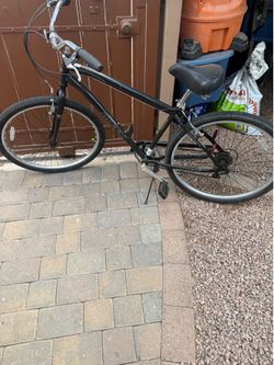 Bike Huffy 24” Rock Creek Mountain Bike, Fits Riders