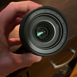 Canon EFS 18-135 mm F/3.5 -5.6 Lens 