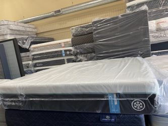 king tempurpidec pro breeze midium