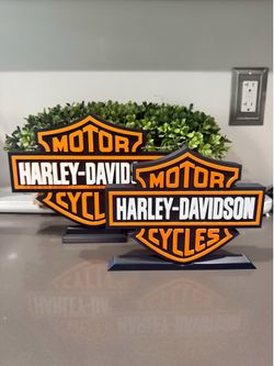 Harley-Davidson Bar & Shield Logo Display Signs