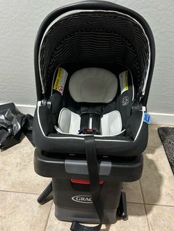 Infant car seat set