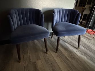 Set of 2 Navy Blue Velvet Accent Chairs